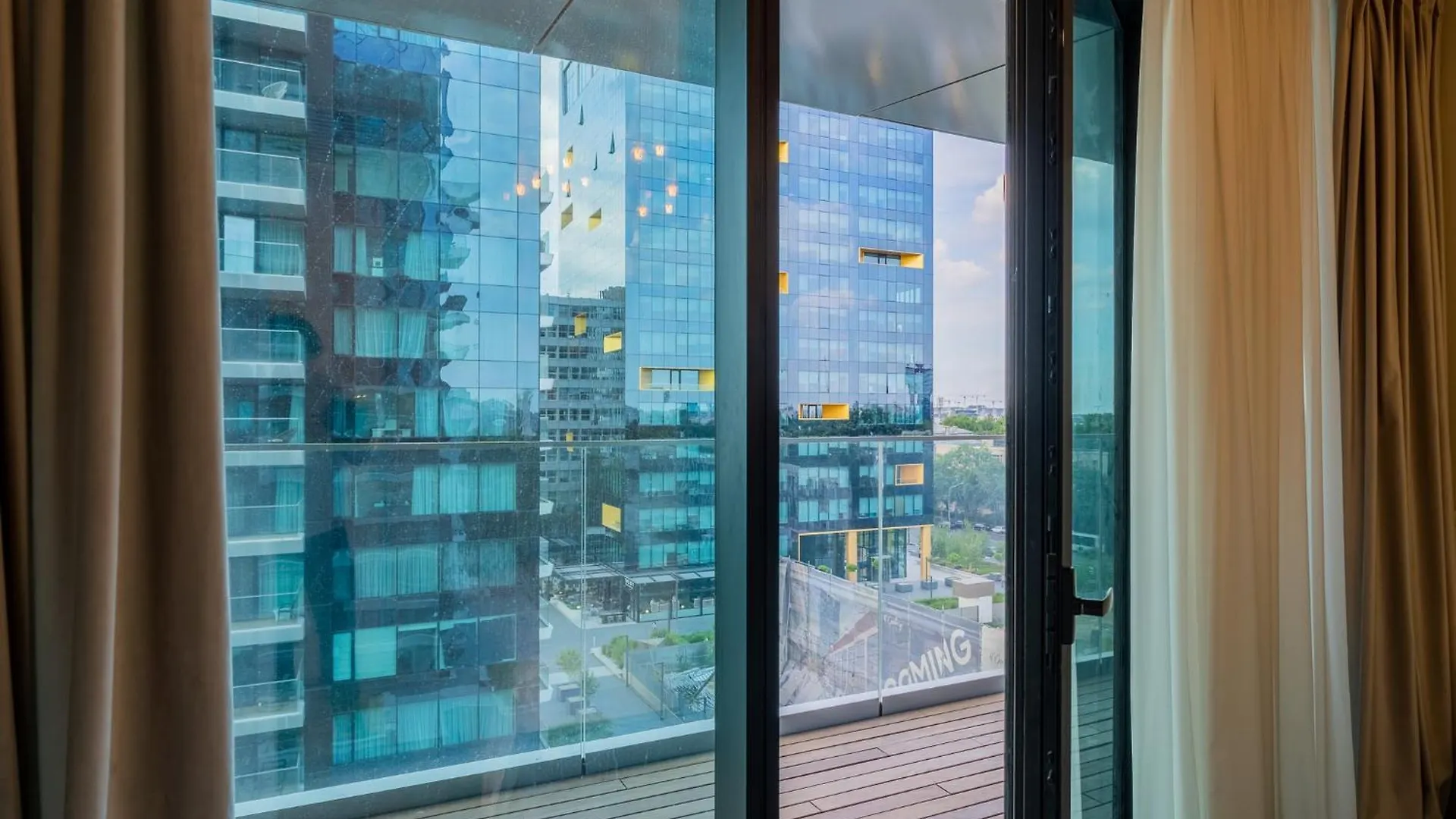 Oneunited Apartment Bucureşti 0*,