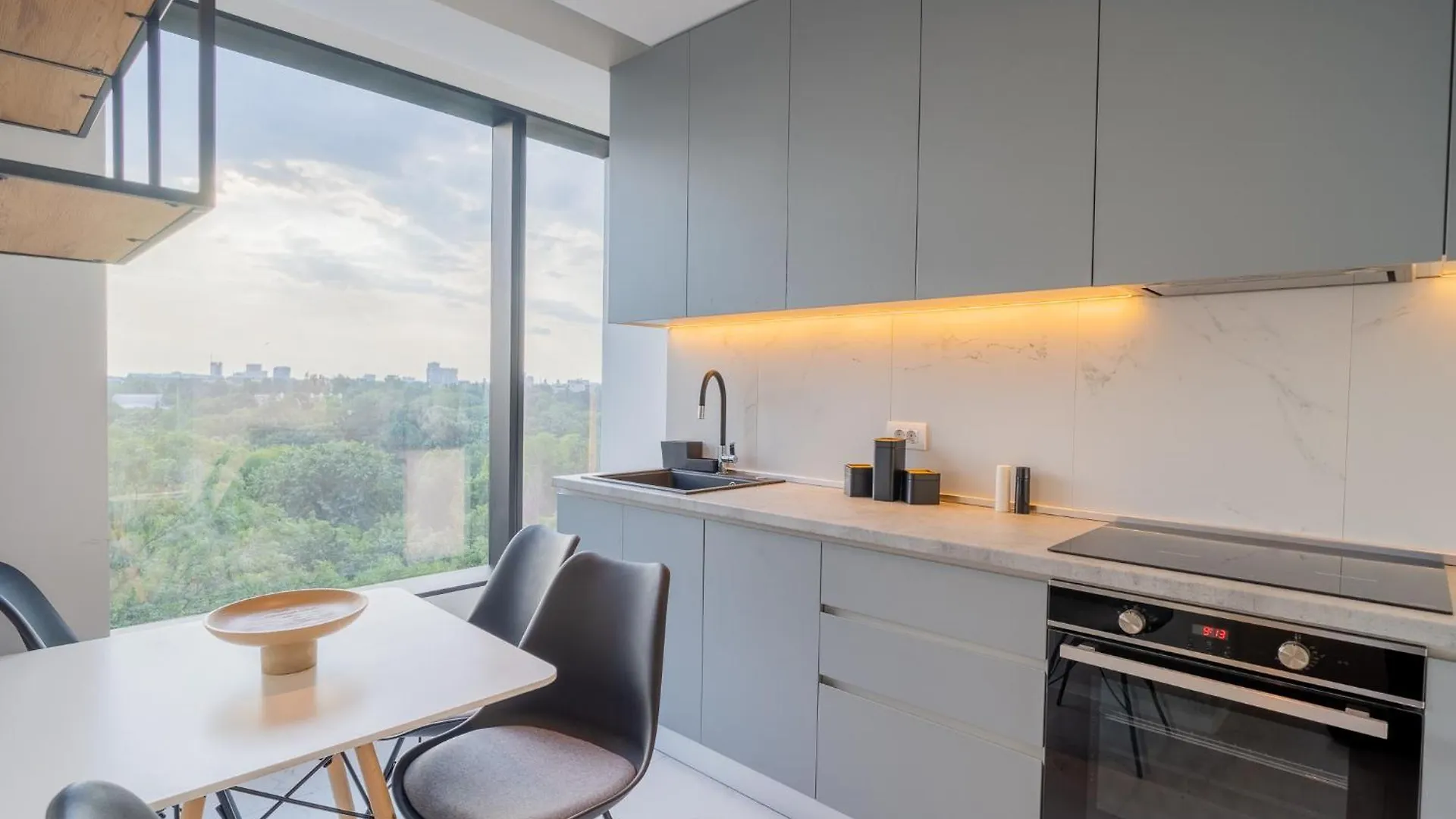 Oneunited Apartment Bucureşti 0*,