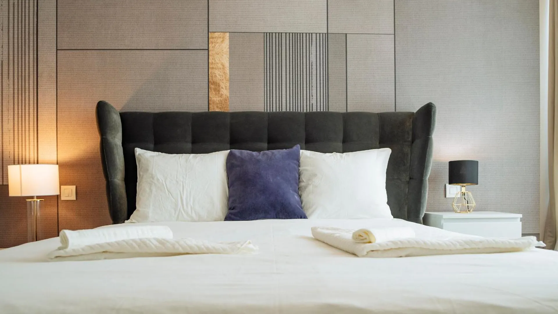 Oneunited Apartment Bucureşti 0*,